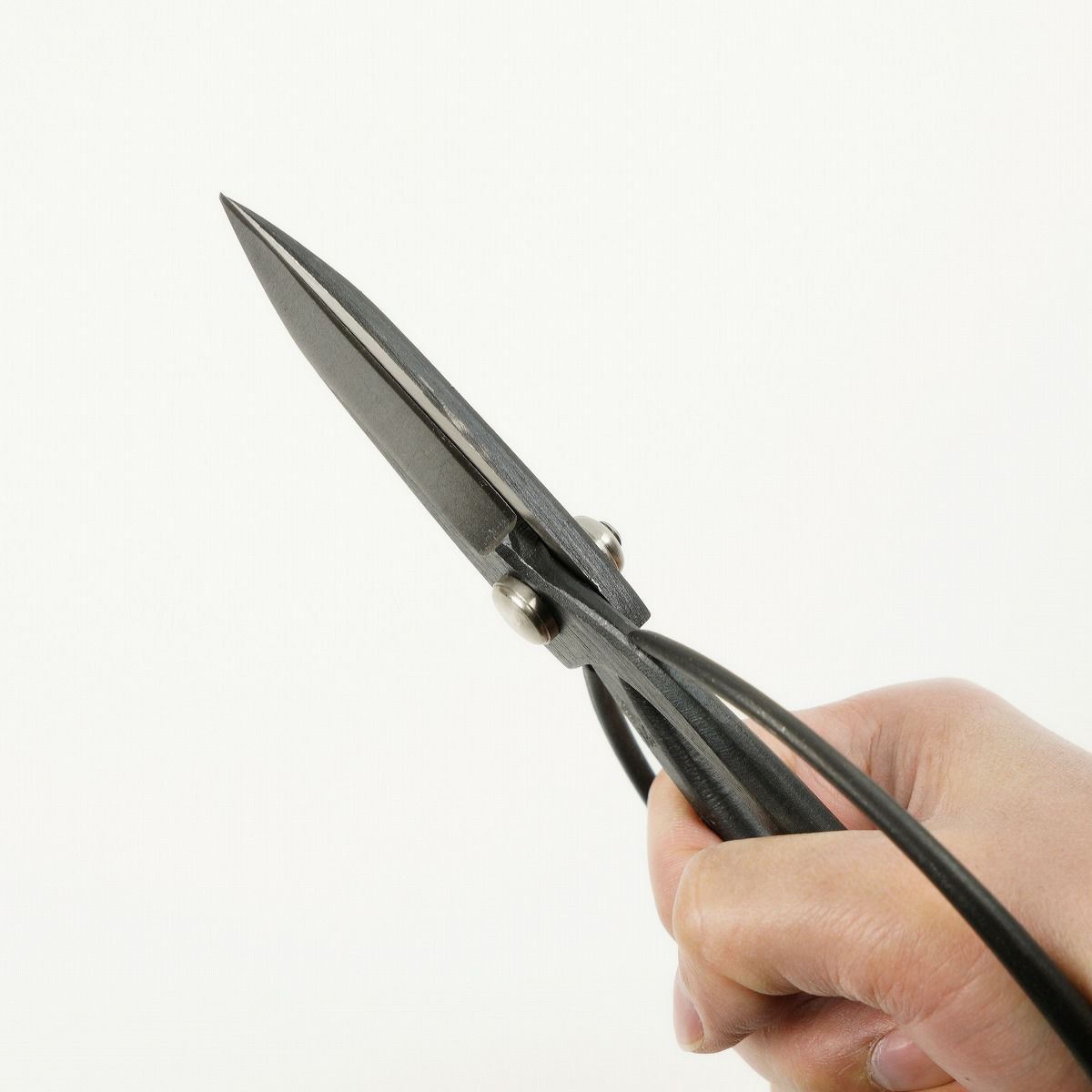 重勝 大久保鋏 長刃 200mm 青紙鋼 一般家庭向け 斜め