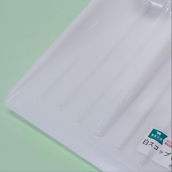 畜産専用プラスチック 白スコップ 中 交換用　頭のみ(皿部) 軽量タイプ