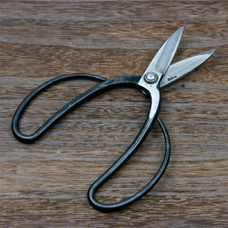 佐保 植木屋鋏 名古屋型 2寸8分刃 青紙鋼 カシメ止め 総手造り鍛造品 開き