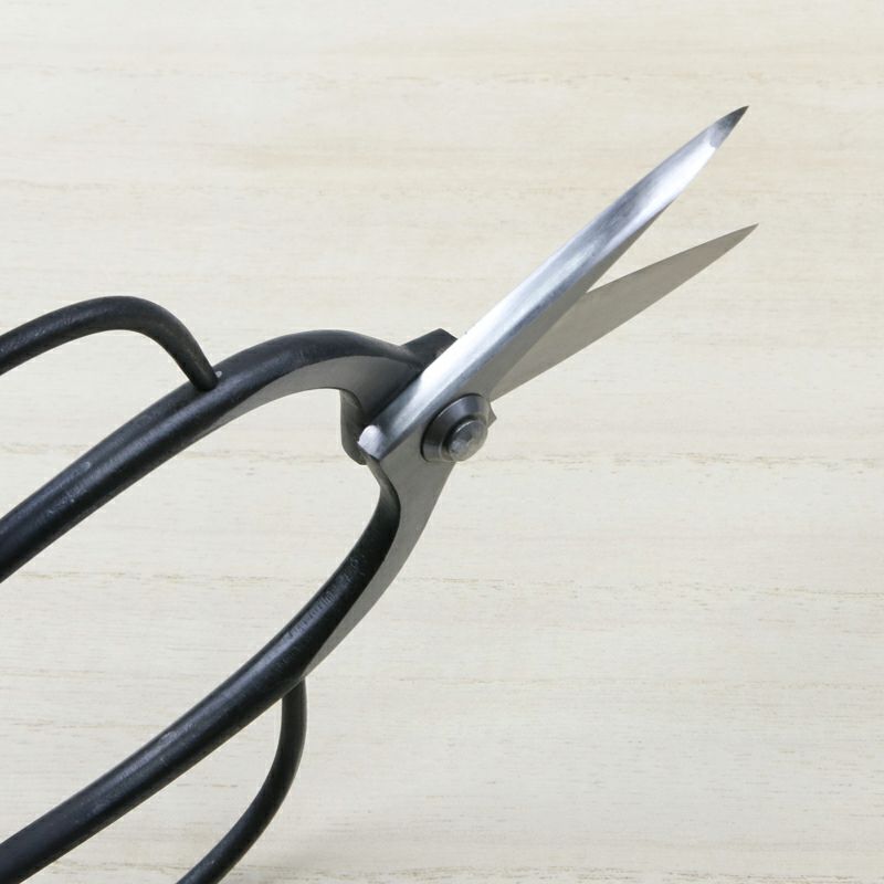 佐保 植木屋鋏 津島型 3寸刃 青紙鋼 カシメ止め 総手造り鍛造品 斜め