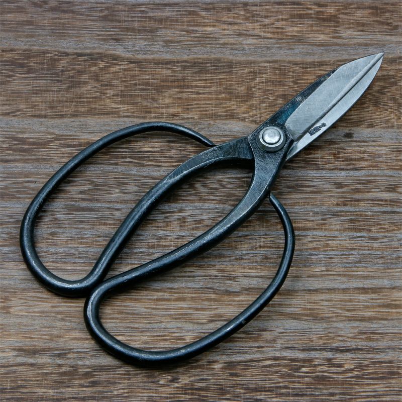 佐保 植木屋鋏 国重型 2寸8分刃 青紙鋼 カシメ止め 総手造り鍛造品 全体