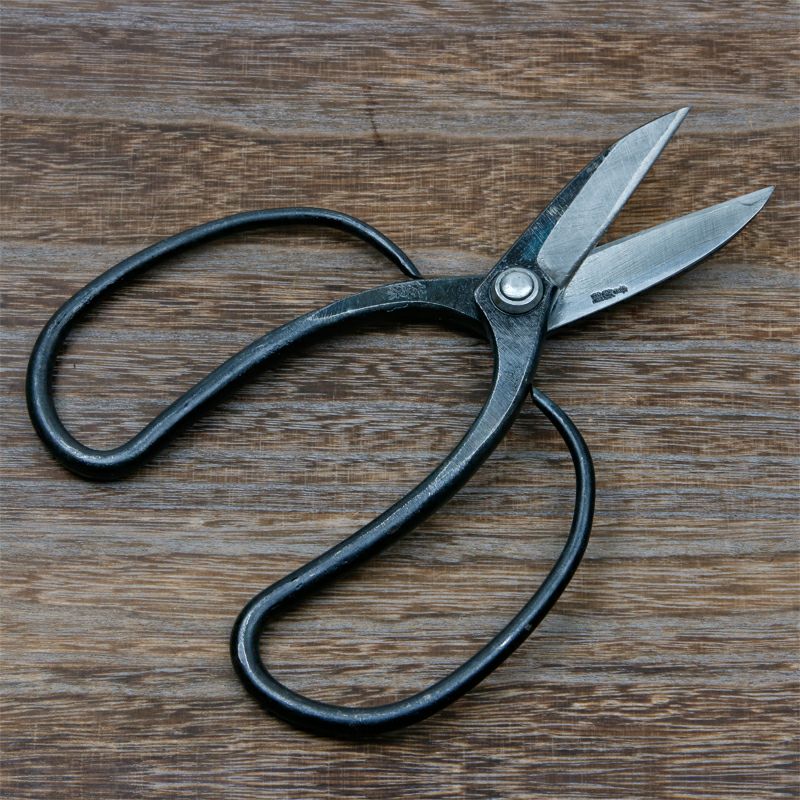 佐保 植木屋鋏 国重型 2寸8分刃 青紙鋼 カシメ止め 総手造り鍛造品 開き