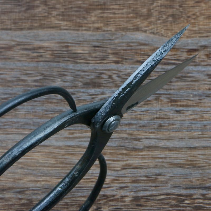 佐保 植木屋鋏 国重型 2寸8分刃 青紙鋼 カシメ止め 総手造り鍛造品 斜め