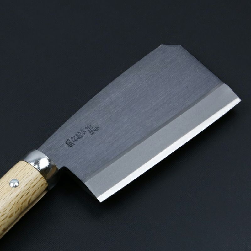 黒打ち厚鉈 東型 両刃135mm 刃当てカバー付き 刃先表