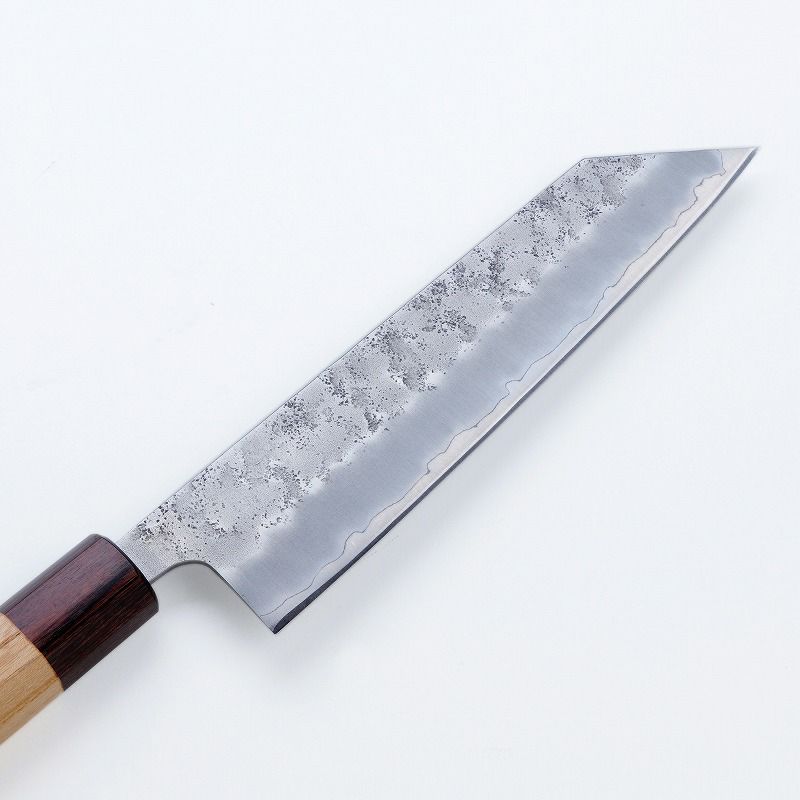 和三徳包丁 両刃 170mm 銀三ステンレス 割込み 梨地仕上げ 八角ケヤキ柄