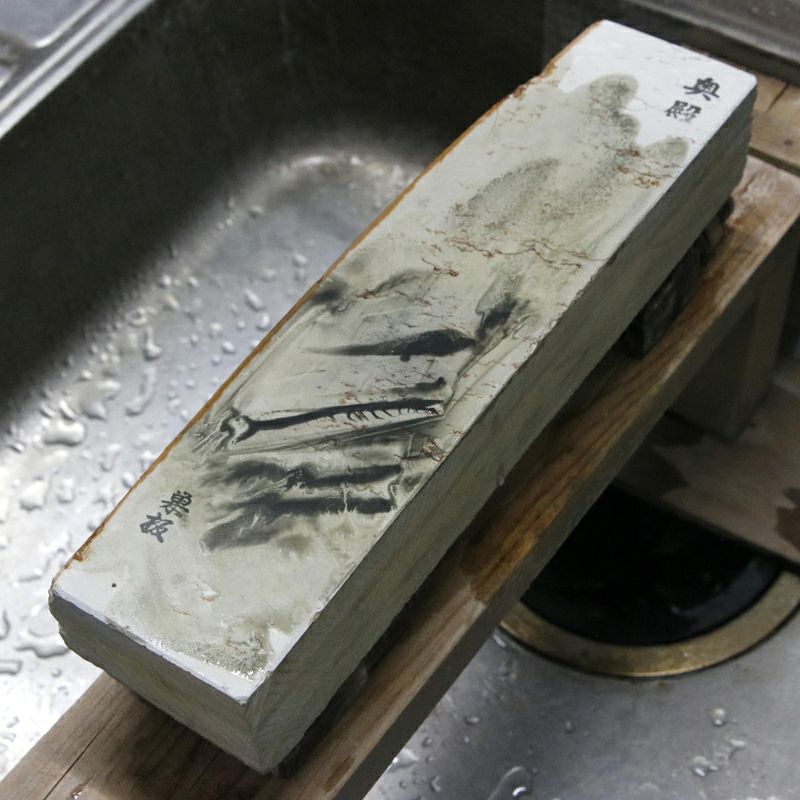 京都 天然砥石 奥殿 白巣板 羽二重 硬質 砥ぎ汁