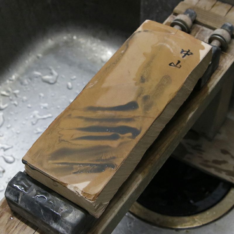 京都 天然砥石 中山 赤ピン2 仕上げ砥石 砥ぎ汁