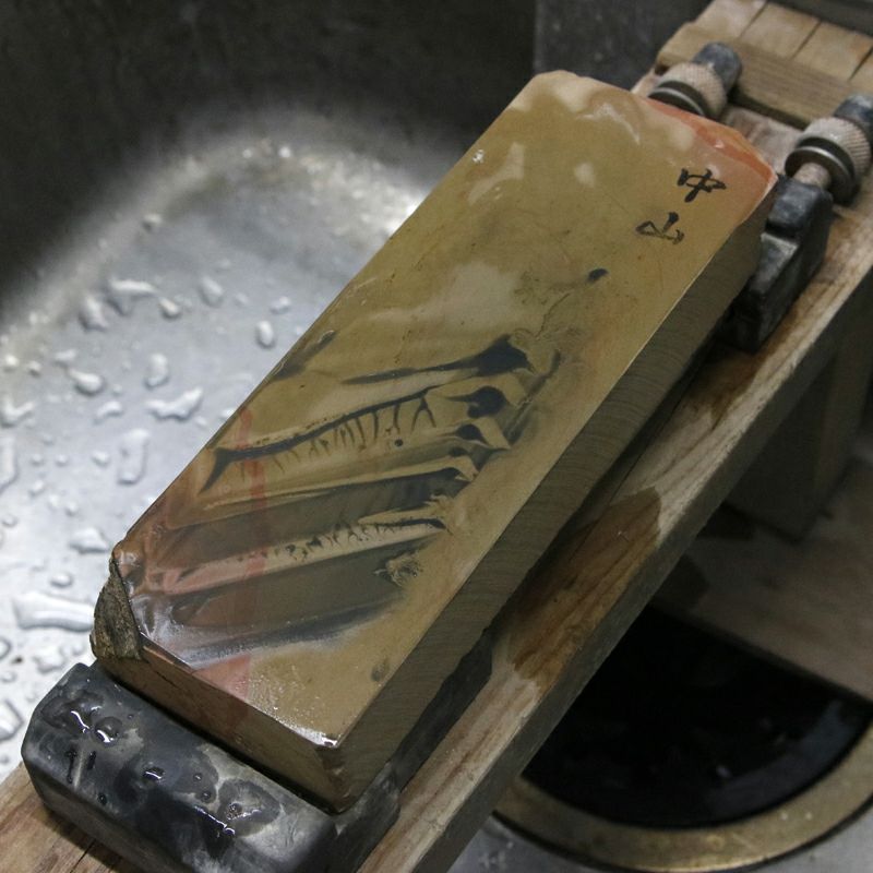 京都天然砥石 中山 赤ピン3 仕上げ砥石 砥ぎ汁