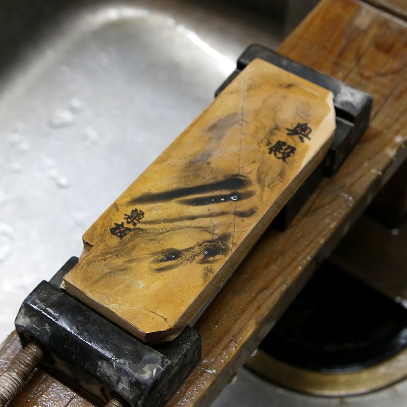 京都 天然砥石 奥殿 巣板2 仕上げ砥石 砥ぎ汁