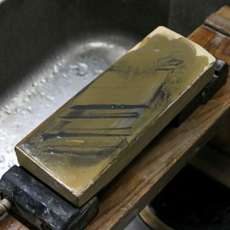 京都 天然砥石 中山 戸前8 仕上げ砥石 研ぎ汁