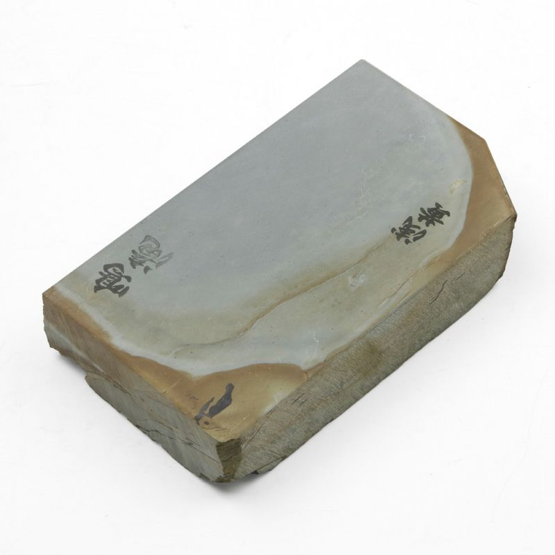 京都 天然砥石 鳴滝 水浅黄1 仕上げ砥石 表