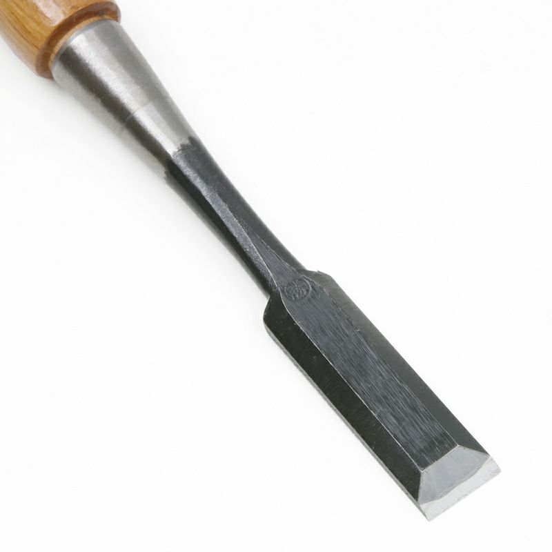 追入鑿 18mm 特殊刃物鋼 樫柄 一般向け上級品 切先