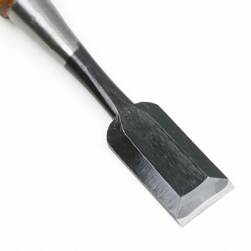 追入鑿 30mm 特殊刃物鋼 樫柄 一般向け上級品 切先