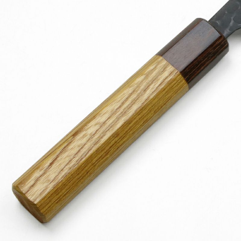 和三徳包丁 両刃 165mm 青紙スーパー 割込み 黒打ち槌目模様 ケヤキ柄 柄