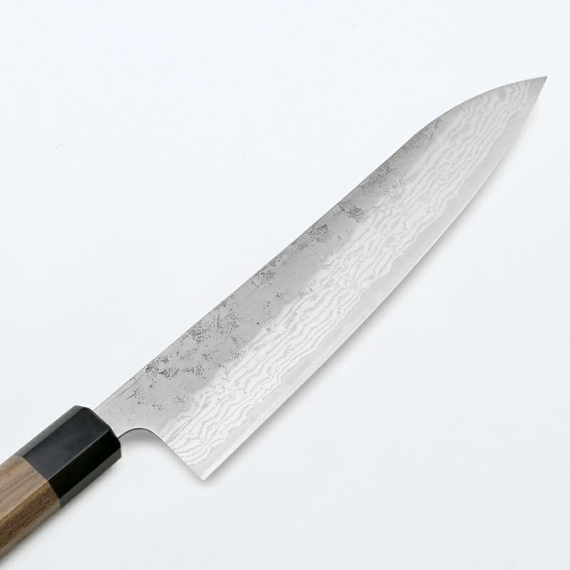 和牛刀 210mm 両刃 スウェーデン鋼 和紙地 33層ダマスカス模様 八角ウォルナット柄 刃