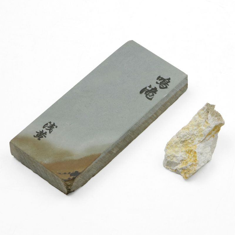 京都 天然砥石 鳴滝 水浅黄2 仕上げ砥石 全体