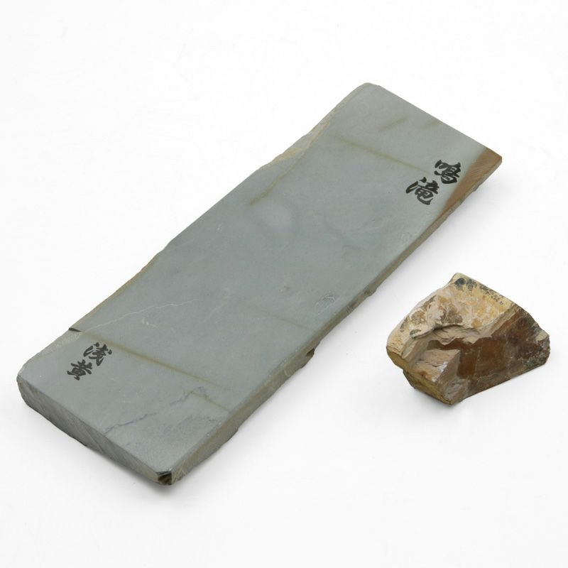 京都 天然砥石 鳴滝 水浅黄3 仕上げ砥石 全体