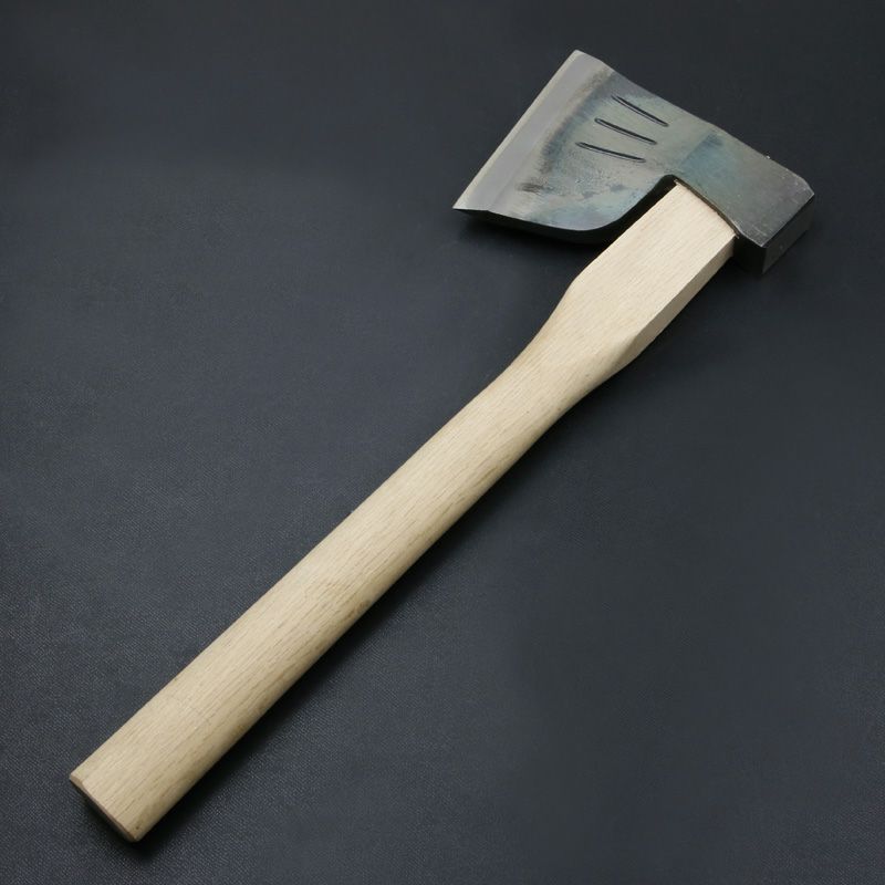 馬金型 手斧 570g 全鋼製 長期在庫品 裏